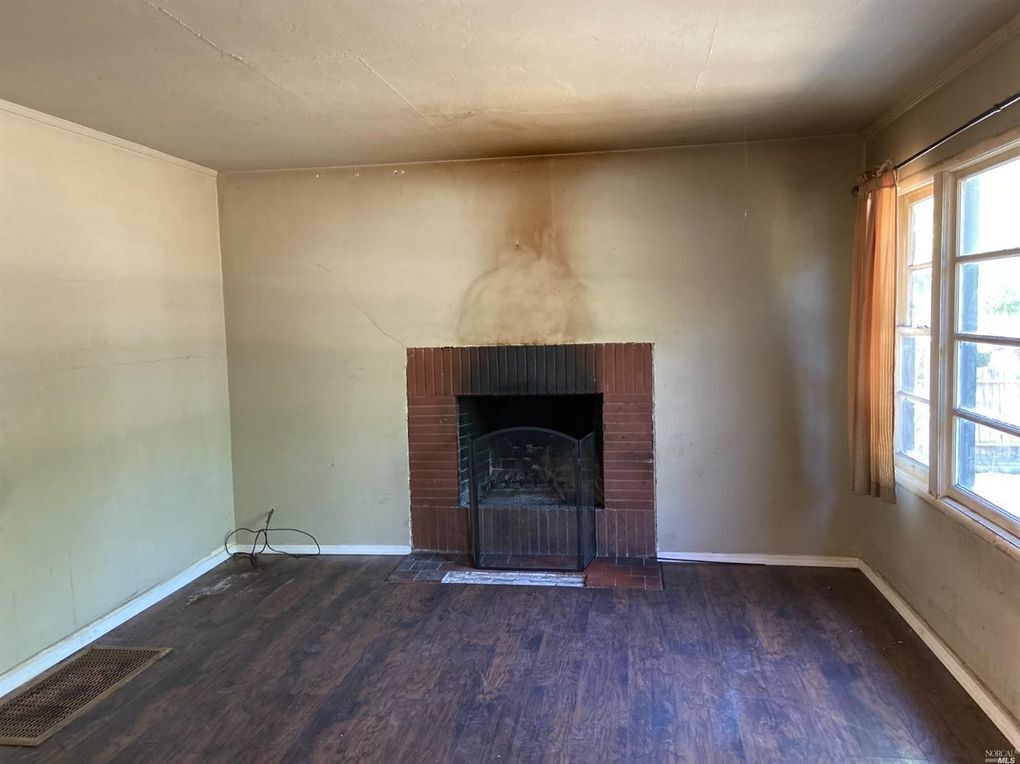 2532 Sonoma St.
